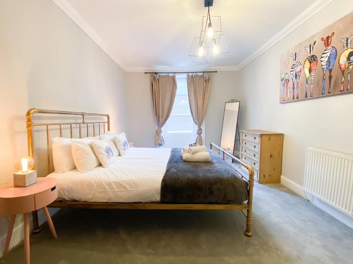 Rose Street'S Hidden Treasure- 2Bed Newly Refurbished Apt Единбург Екстер'єр фото