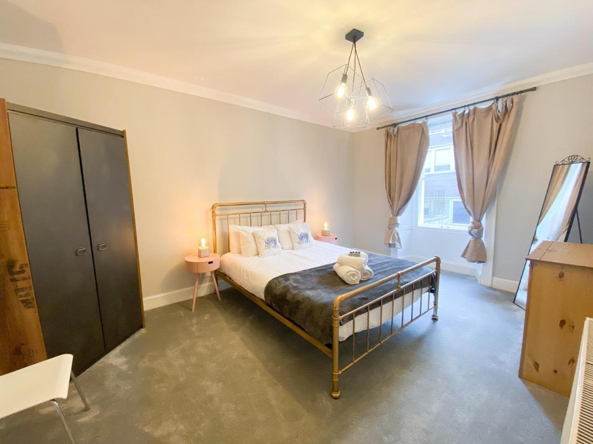 Rose Street'S Hidden Treasure- 2Bed Newly Refurbished Apt Единбург Екстер'єр фото